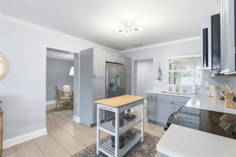 Купить виллу или дом в Тампа, Флорида 6 комнат, 128.48м2, № 2277403 - фото 9