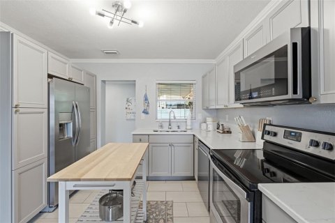 Купить виллу или дом в Тампа, Флорида 6 комнат, 128.48м2, № 2277403 - фото 11