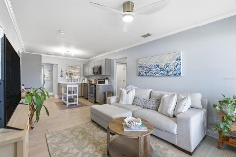 Купить виллу или дом в Тампа, Флорида 6 комнат, 128.48м2, № 2277403 - фото 6