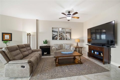 Condo in Palmetto, Florida, 2 bedrooms № 2148444 - photo 26