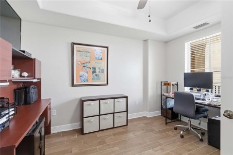 Condo in Palmetto, Florida, 2 bedrooms № 2148444 - photo 9