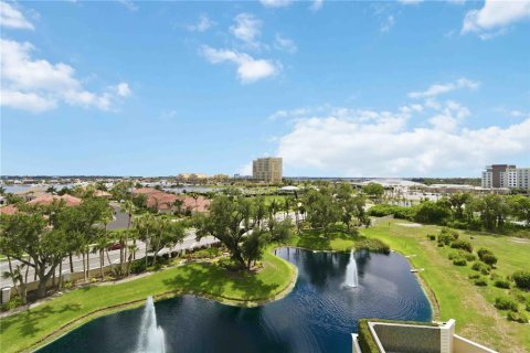 Condo in Palmetto, Florida, 2 bedrooms № 2148444 - photo 19