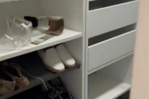 Купить кондоминиум в Авентура, Флорида 1 спальня, 96.43м2, № 1931915 - фото 30