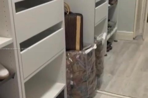 Купить кондоминиум в Авентура, Флорида 1 спальня, 96.43м2, № 1931915 - фото 29