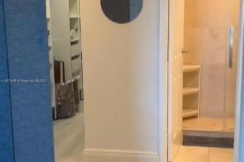 Купить кондоминиум в Авентура, Флорида 1 спальня, 96.43м2, № 1931915 - фото 25