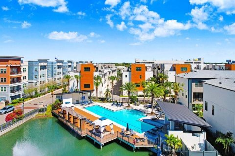 Townhouse in Tampa, Florida 2 bedrooms, 139.82 sq.m. № 1906194 - photo 21