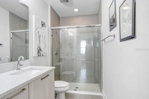 Townhouse in Tampa, Florida 2 bedrooms, 139.82 sq.m. № 1906194 - photo 5