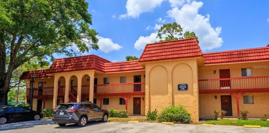 Condo in Orlando, Florida, 2 bedrooms  № 1894029