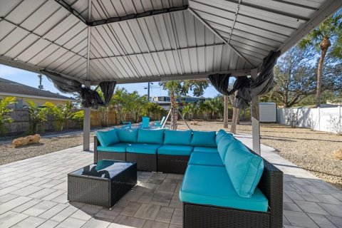 House in Venice, Florida 2 bedrooms, 120.77 sq.m. № 2393640 - photo 24