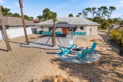 House in Venice, Florida 2 bedrooms, 120.77 sq.m. № 2393640 - photo 28