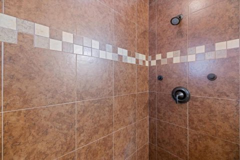 House in Venice, Florida 2 bedrooms, 120.77 sq.m. № 2393640 - photo 21