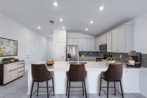 Купить виллу или дом в Ротонда, Флорида 11 комнат, 167.5м2, № 1558294 - фото 22