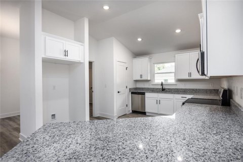 Casa en venta en Newberry, Florida, 4 dormitorios, 204.38 m2 № 2387748 - foto 16