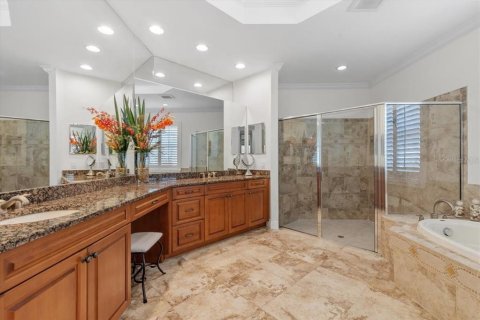 Casa en venta en Tampa, Florida, 4 dormitorios, 454.85 m2 № 1801416 - foto 21
