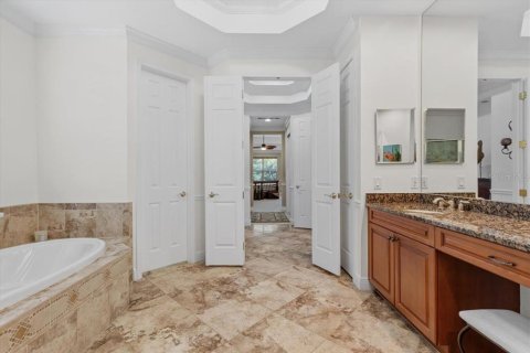 Casa en venta en Tampa, Florida, 4 dormitorios, 454.85 m2 № 1801416 - foto 20