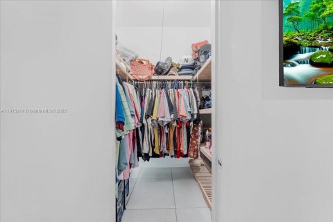 Villa ou maison à vendre à North Miami Beach, Floride: 3 chambres, 113.34 m2 № 1971399 - photo 15