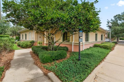 Propiedad comercial en alquiler en Lady Lake, Florida, 304.16 m2 № 1767472 - foto 8