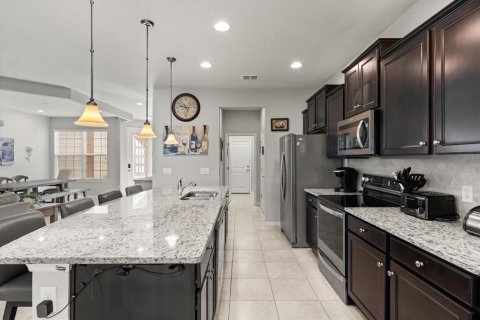 Adosado en venta en Davenport, Florida, 3 dormitorios, 186.73 m2 № 2158046 - foto 12