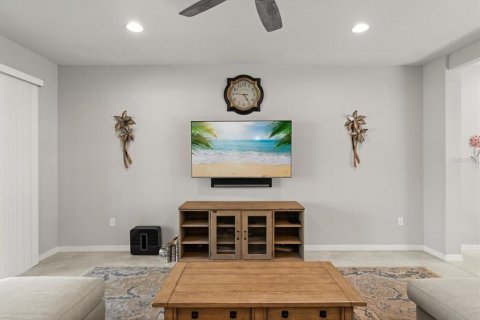 Adosado en venta en Davenport, Florida, 3 dormitorios, 186.73 m2 № 2158046 - foto 9
