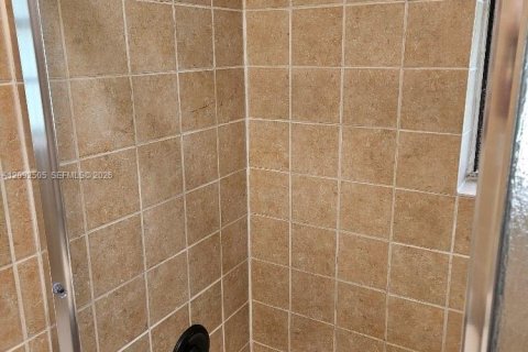 House in Hollywood, Florida 2 bedrooms, 76.64 sq.m. № 2380115 - photo 16