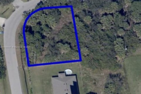 Propiedad comercial en venta en Palm Bay, Florida № 1691488 - foto 1