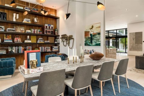 Villa ou maison à vendre à Miami, Floride: 7 chambres, 920.57 m2 № 2001291 - photo 10