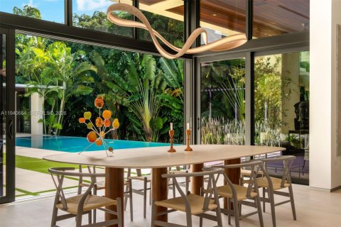 Villa ou maison à vendre à Miami, Floride: 7 chambres, 920.57 m2 № 2001291 - photo 4