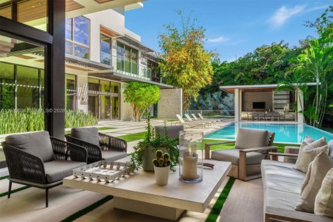 Villa ou maison à vendre à Miami, Floride: 7 chambres, 920.57 m2 № 2001291 - photo 6