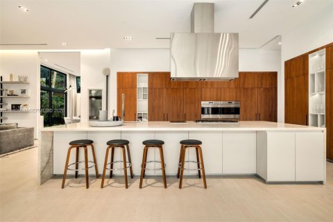 Villa ou maison à vendre à Miami, Floride: 7 chambres, 920.57 m2 № 2001291 - photo 9