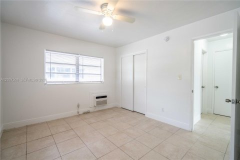 Appartement à louer à Fort Lauderdale, Floride: 1 chambre, 55.74 m2 № 2071414 - photo 13