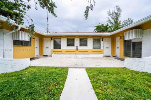 Appartement à louer à Fort Lauderdale, Floride: 1 chambre, 55.74 m2 № 2071414 - photo 2