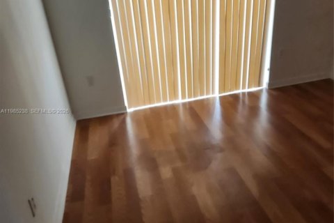 Touwnhouse à louer à Palmetto Bay, Floride: 3 chambres, 152.17 m2 № 2168952 - photo 3