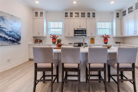 Adosado en venta en Ruskin, Florida, 4 dormitorios, 277.22 m2 № 2289579 - foto 19