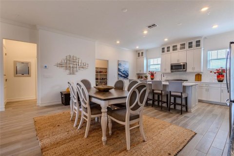Adosado en venta en Ruskin, Florida, 4 dormitorios, 277.22 m2 № 2289579 - foto 16