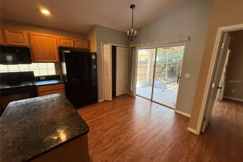 House in Orlando, Florida 3 bedrooms, 148.64 sq.m. № 2227740 - photo 6