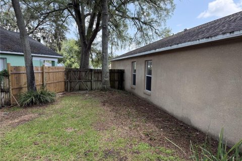 House in Orlando, Florida 3 bedrooms, 148.64 sq.m. № 2227740 - photo 19