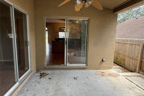 House in Orlando, Florida 3 bedrooms, 148.64 sq.m. № 2227740 - photo 18