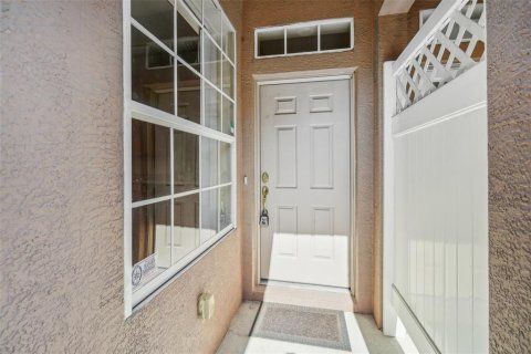 Touwnhouse à louer à Tampa, Floride: 2 chambres, 115.2 m2 № 2306420 - photo 5