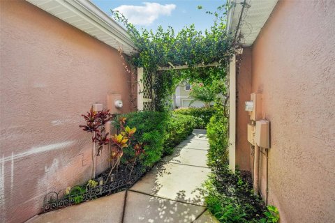 Touwnhouse à louer à Tampa, Floride: 2 chambres, 115.2 m2 № 2306420 - photo 29