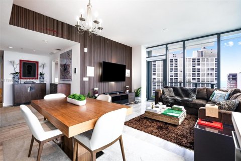Condominio en venta en Miami, Florida, 1 dormitorio, 73.3 m2 № 2056168 - foto 9