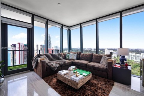 Condominio en venta en Miami, Florida, 1 dormitorio, 73.3 m2 № 2056168 - foto 4