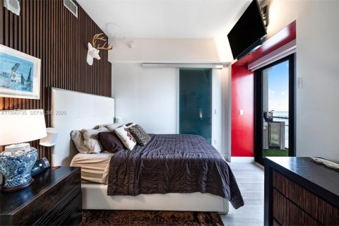 Condominio en venta en Miami, Florida, 1 dormitorio, 73.3 m2 № 2056168 - foto 17