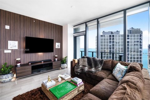 Condominio en venta en Miami, Florida, 1 dormitorio, 73.3 m2 № 2056168 - foto 5