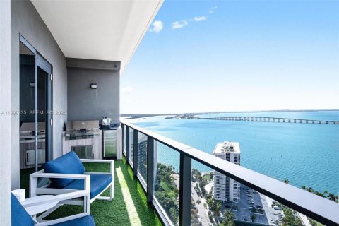 Condominio en venta en Miami, Florida, 1 dormitorio, 73.3 m2 № 2056168 - foto 2