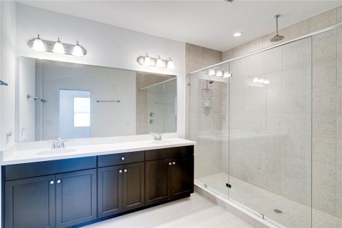 House in Winter Garden, Florida 3 bedrooms, 206.06 sq.m. № 1912963 - photo 13