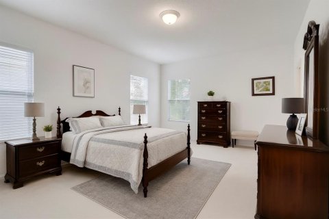 House in Winter Garden, Florida 3 bedrooms, 206.06 sq.m. № 1912963 - photo 12