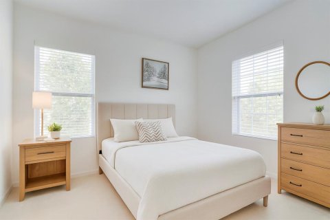 House in Winter Garden, Florida 3 bedrooms, 206.06 sq.m. № 1912963 - photo 16