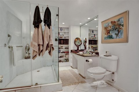 Condo in Miami, Florida, 3 bedrooms  № 1332895 - photo 14