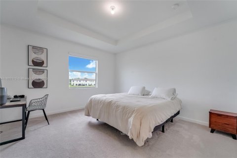 Touwnhouse à vendre à Miami, Floride: 3 chambres, 169.73 m2 № 1689125 - photo 9