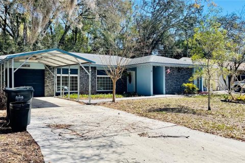 House in Tampa, Florida 3 bedrooms, 141.58 sq.m. № 2310032 - photo 2
